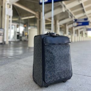 👜 Luxury Tous Carry-On for Sale! 🌟